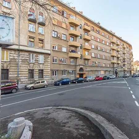 Apartment Arcadia *